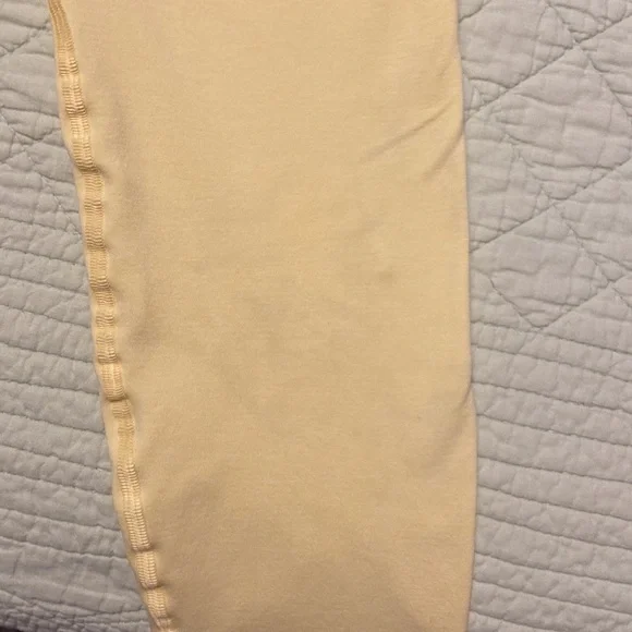 Alphalete Yellow Leggings - Picture 9 of 9